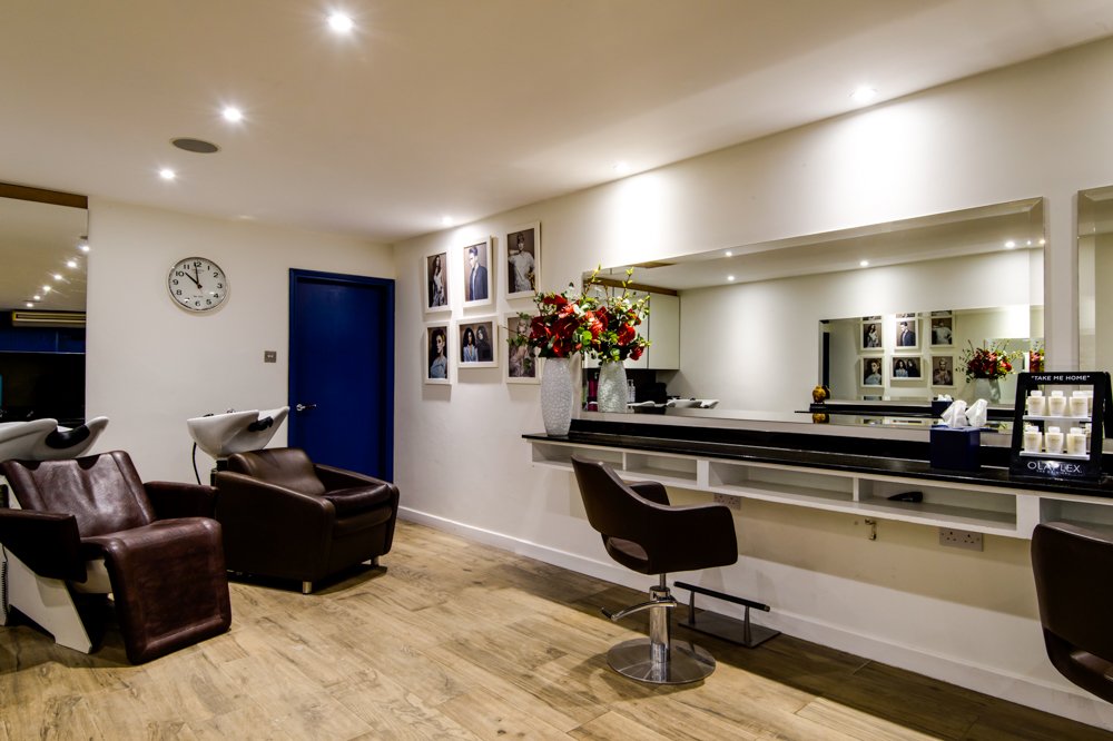 BEST HAIR SALON IN CHELSEA AT LOCKONEGO IN THE KINGS ROD