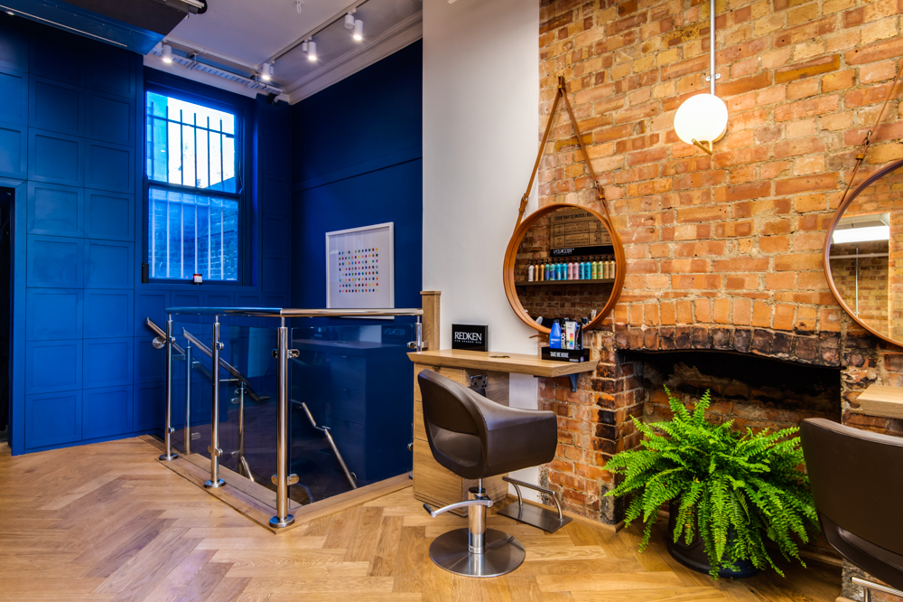 BEST HAIRDRESSING SALON IN SOUTH WEST LONDON AT LOCKONEGO HAIRDRESSERS BEST HAIRDRESSING SALON IN SOUTH WEST LONDON AT LOCKONEGO HAIRDRESSERS